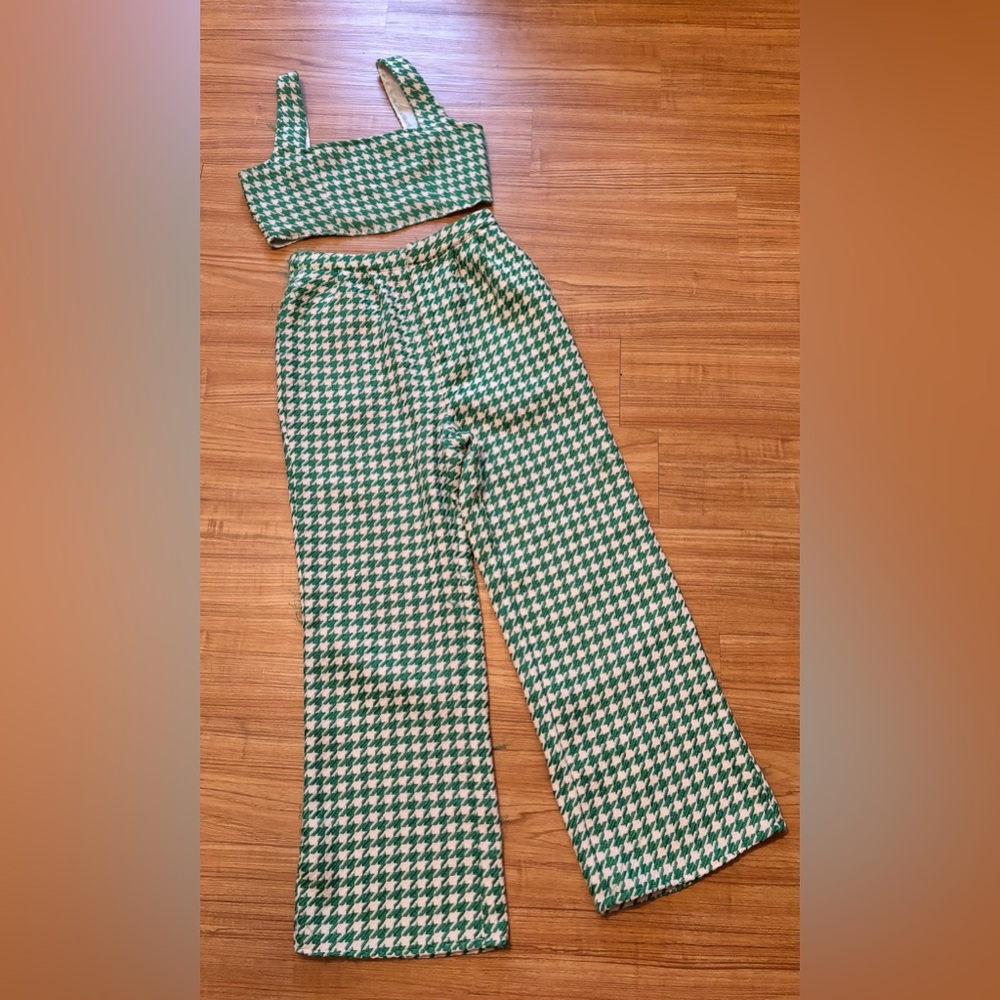 Miss Guided Two Piece set